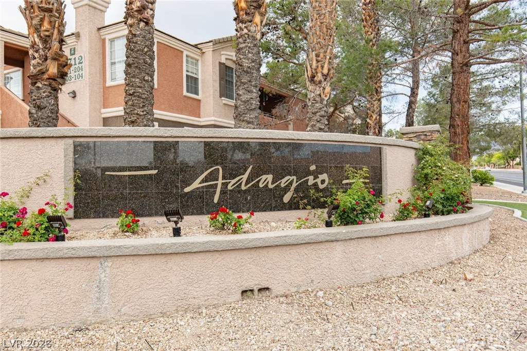 1508 Truett, Las Vegas, NV 89128