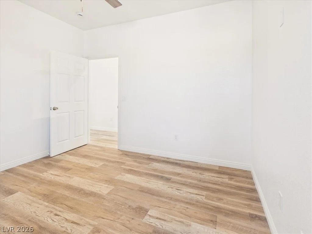 931 Lone Pine, Pahrump, NV 89048
