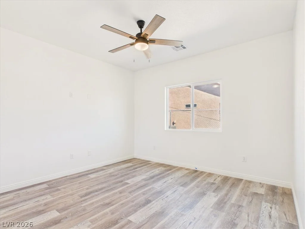931 Lone Pine, Pahrump, NV 89048