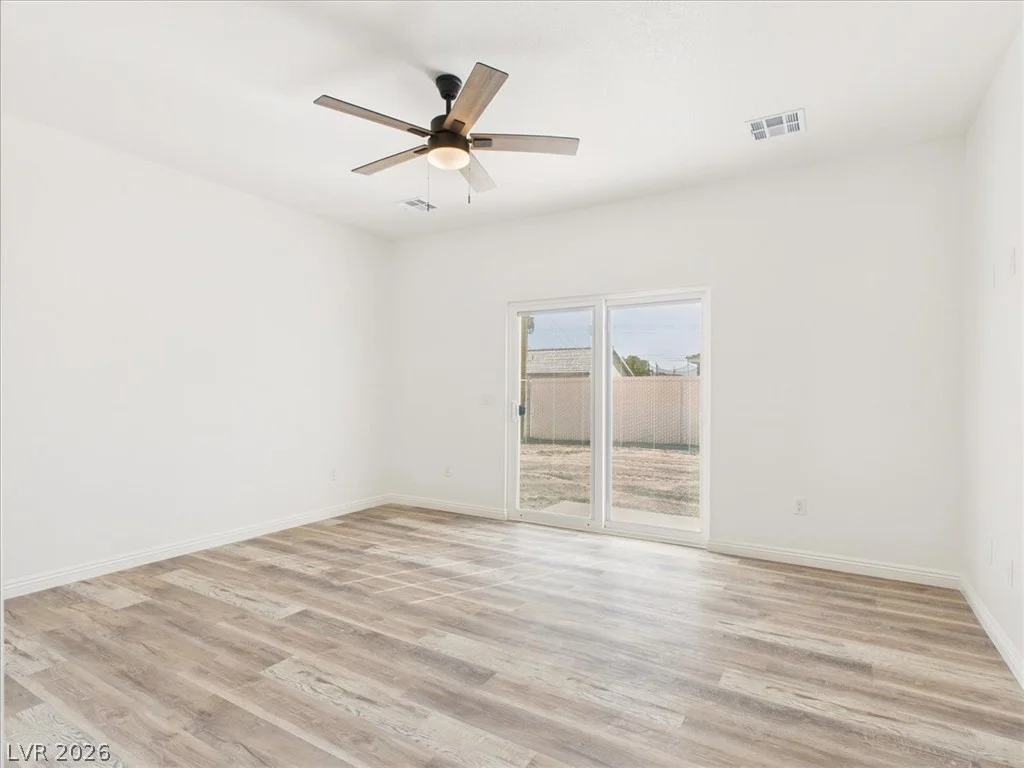 931 Lone Pine, Pahrump, NV 89048