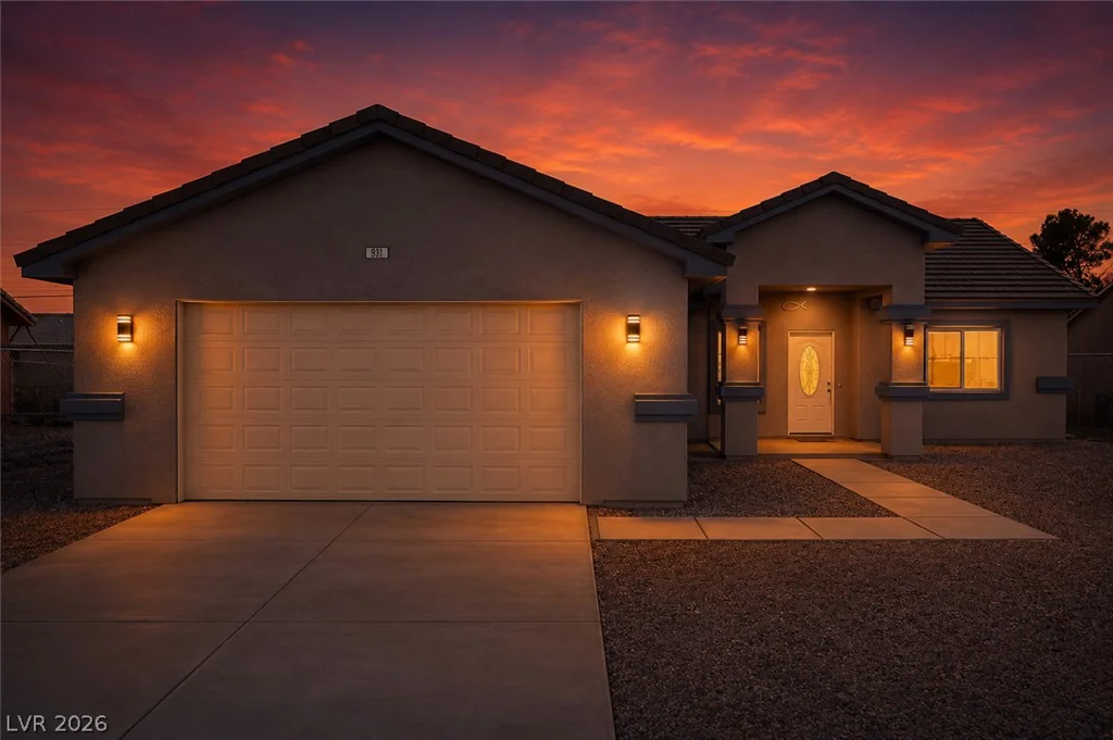 931 Lone Pine, Pahrump, NV 89048