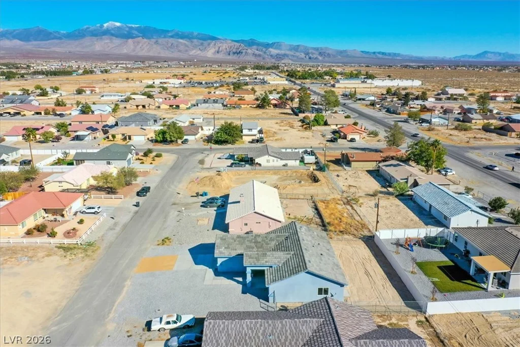 931 Lone Pine, Pahrump, NV 89048