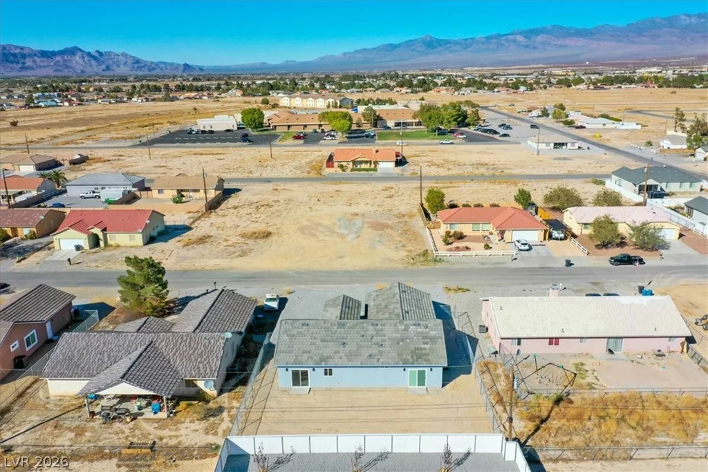 931 Lone Pine, Pahrump, NV 89048
