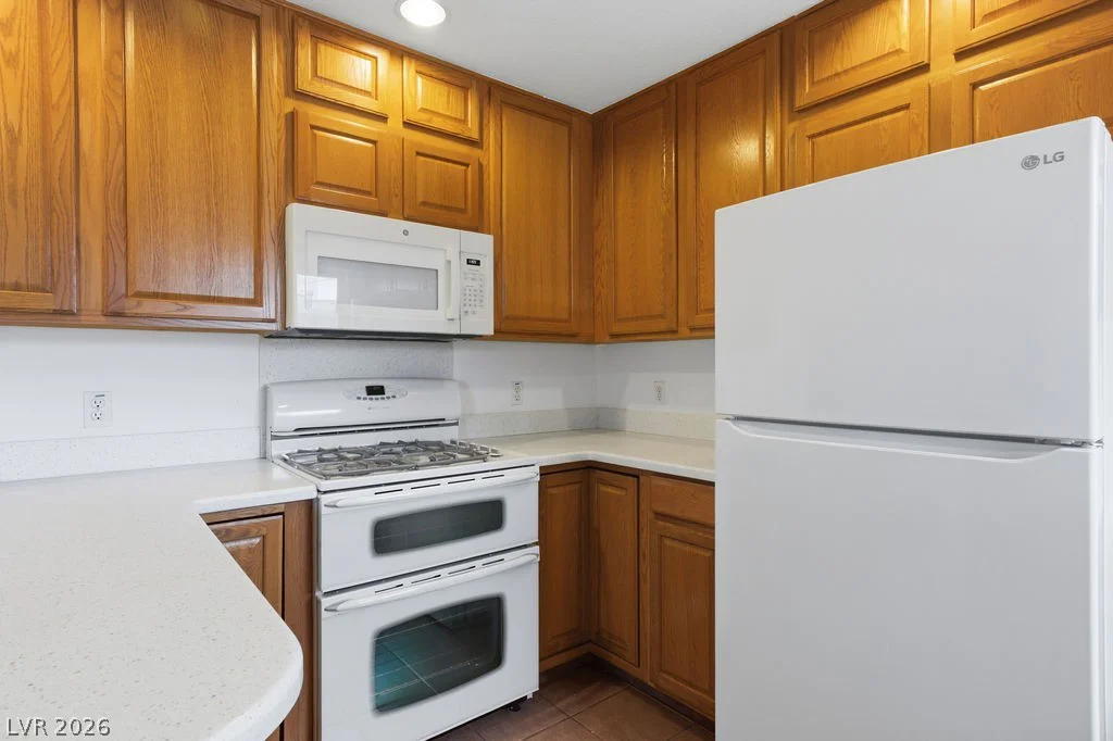 4216 Esmeralda, Las Vegas, NV 89102