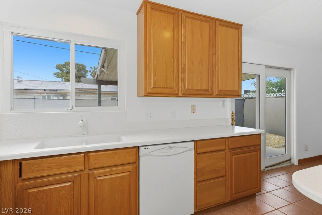 4216 Esmeralda, Las Vegas, NV 89102