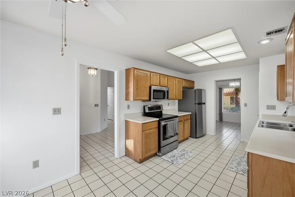 9532 Eagle Valley, Las Vegas, NV 89134