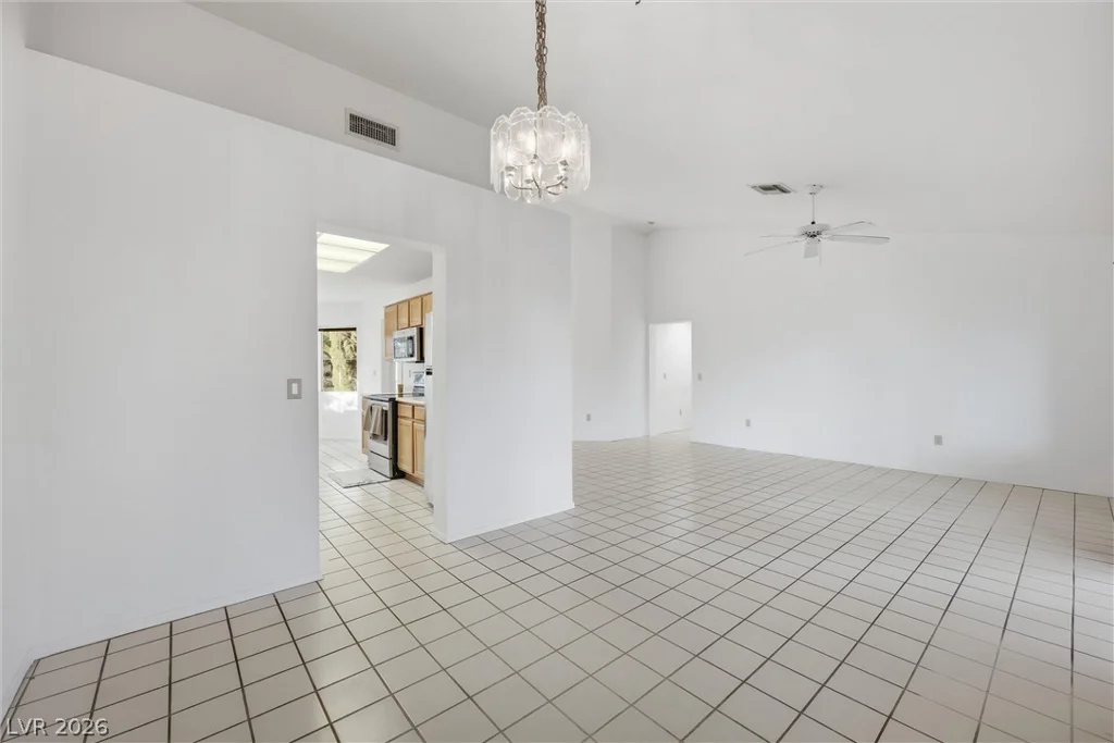 9532 Eagle Valley, Las Vegas, NV 89134
