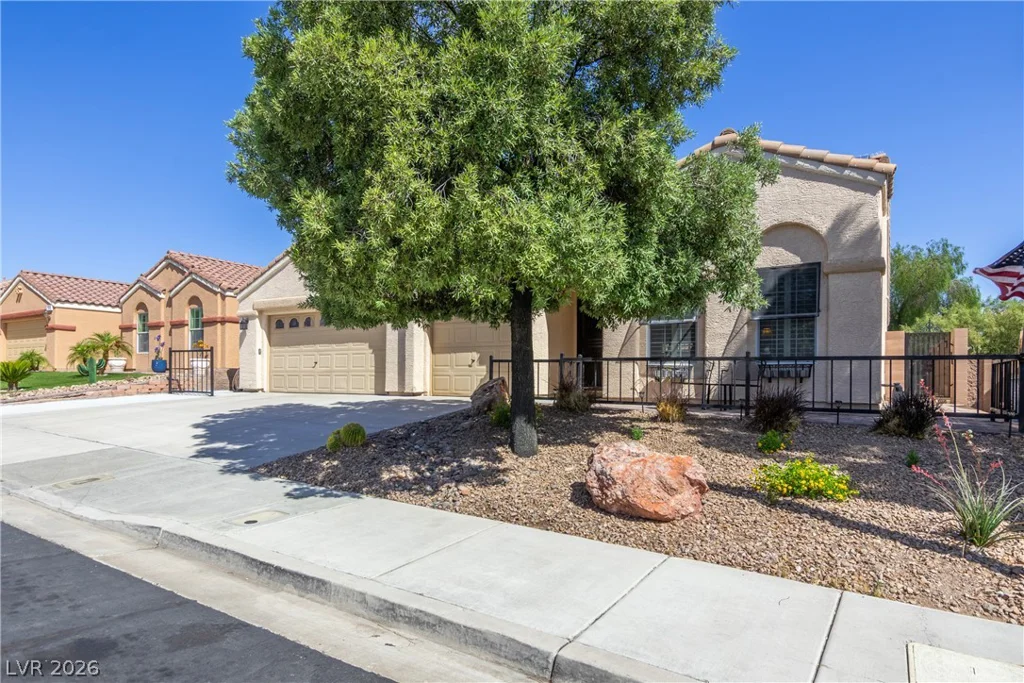 176 Ridge Crossing, Henderson, NV 89002