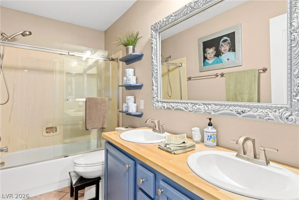 176 Ridge Crossing, Henderson, NV 89002