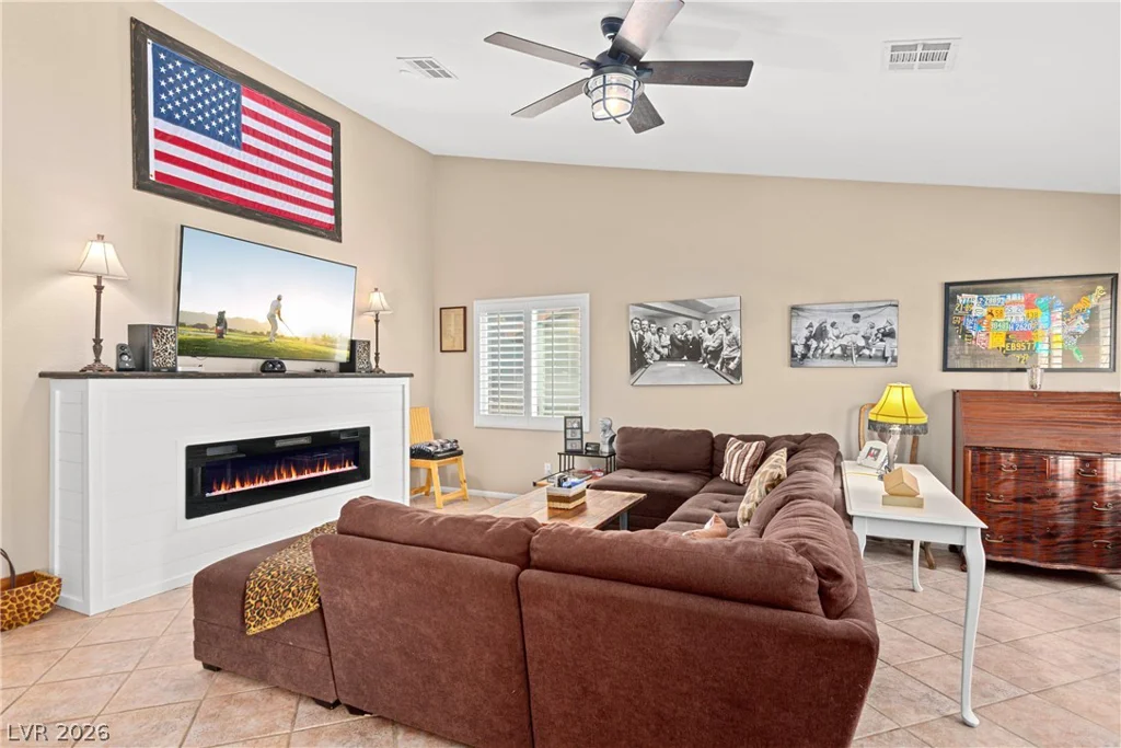 176 Ridge Crossing, Henderson, NV 89002
