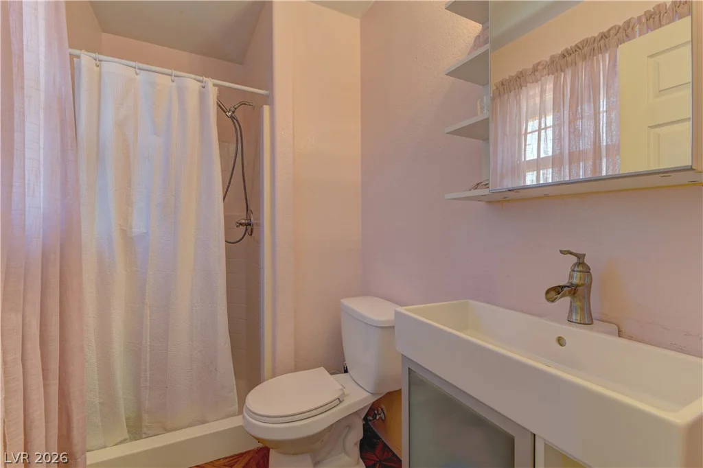 2964 Liberty, Las Vegas, NV 89121