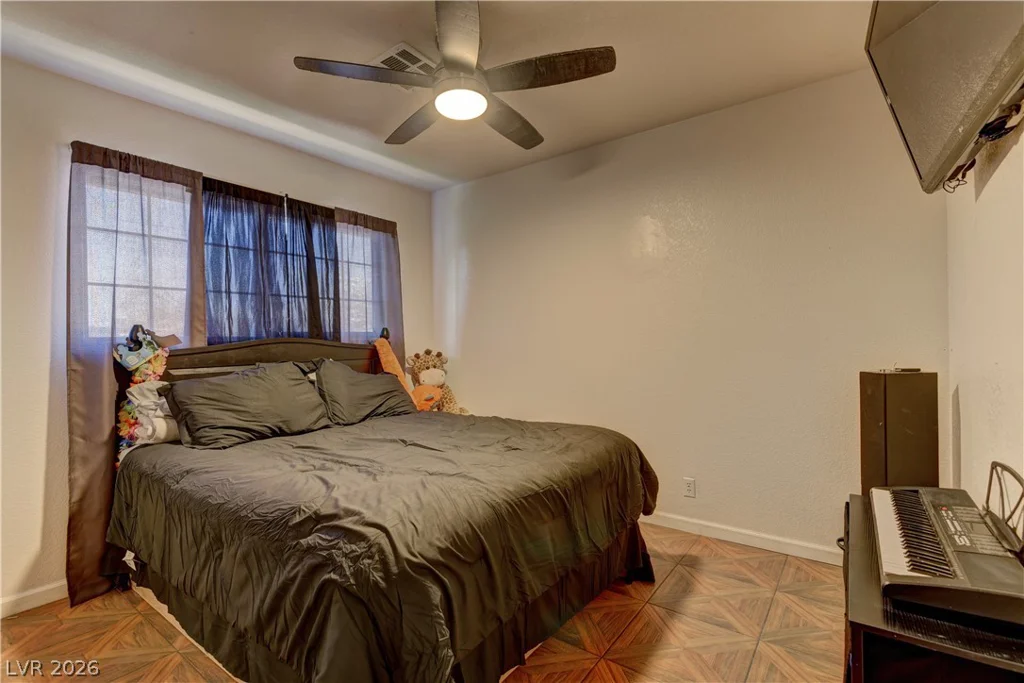2964 Liberty, Las Vegas, NV 89121