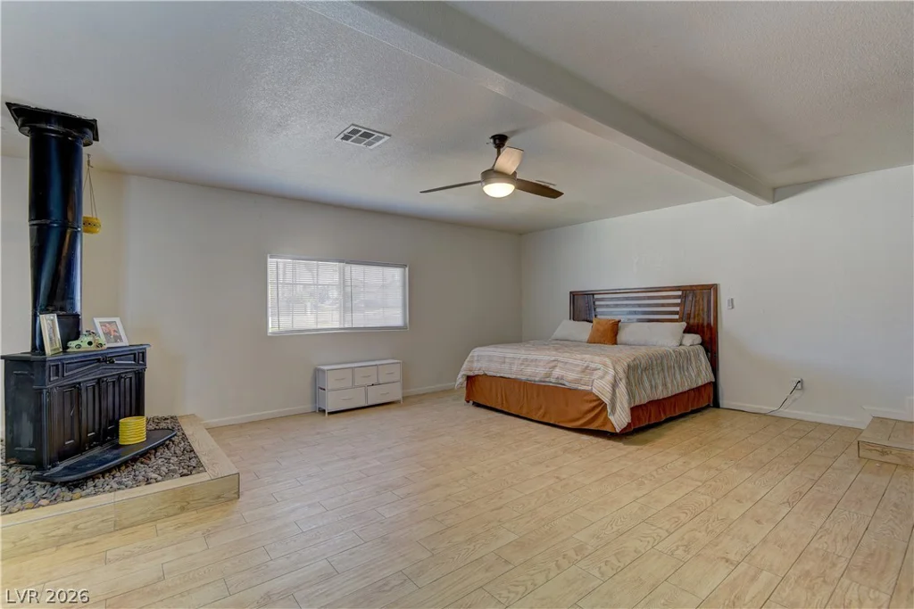 2964 Liberty, Las Vegas, NV 89121