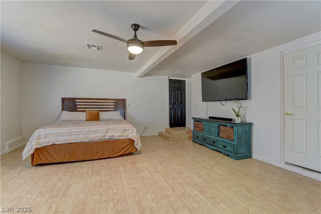 2964 Liberty, Las Vegas, NV 89121
