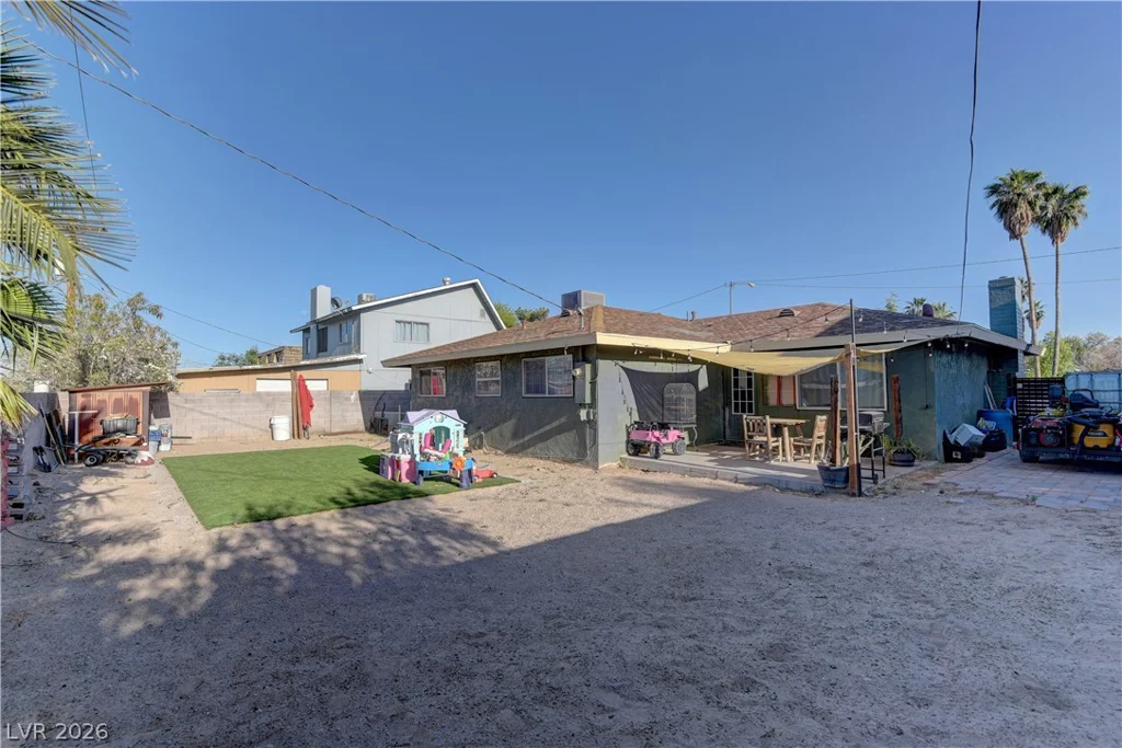 2964 Liberty, Las Vegas, NV 89121
