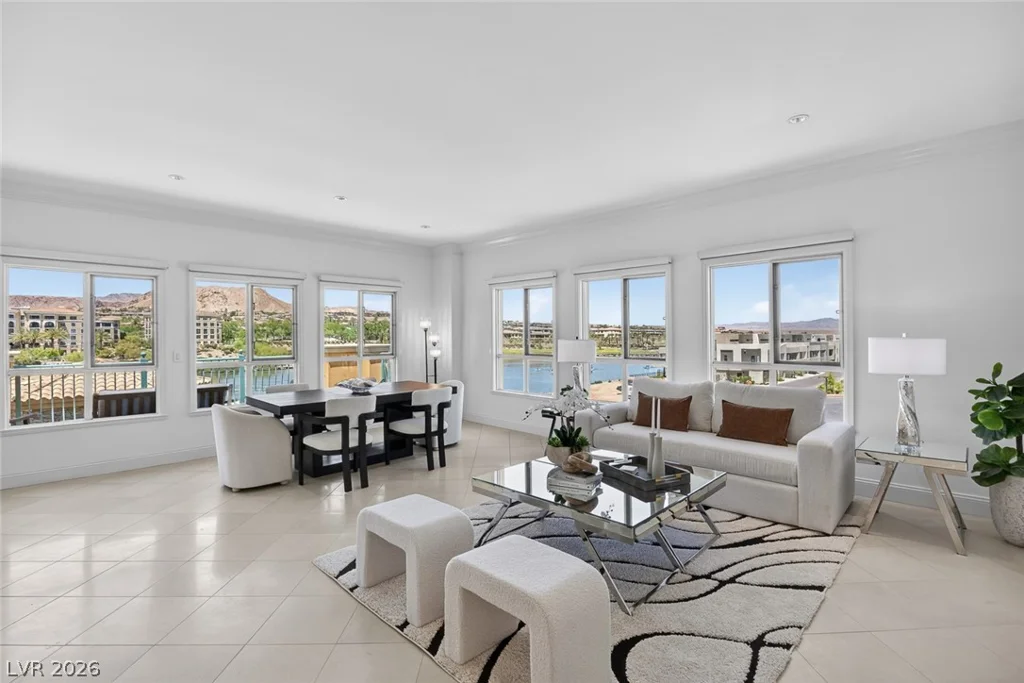 30 Strada Di Villaggio, Henderson, NV 89011