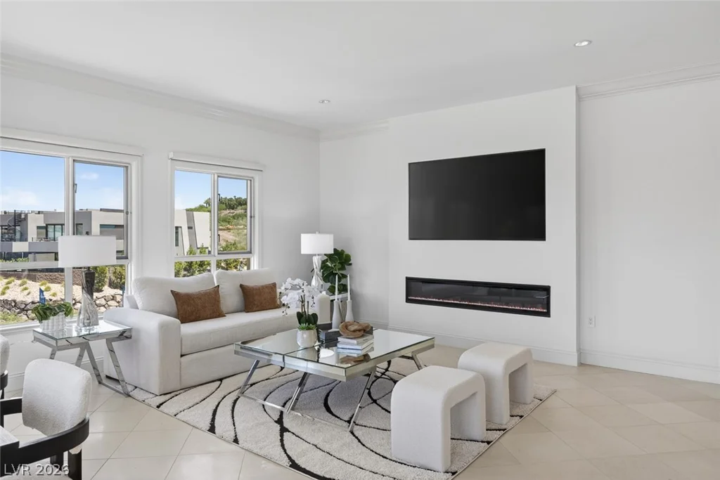 30 Strada Di Villaggio, Henderson, NV 89011