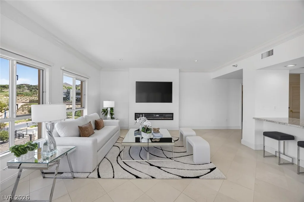 30 Strada Di Villaggio, Henderson, NV 89011
