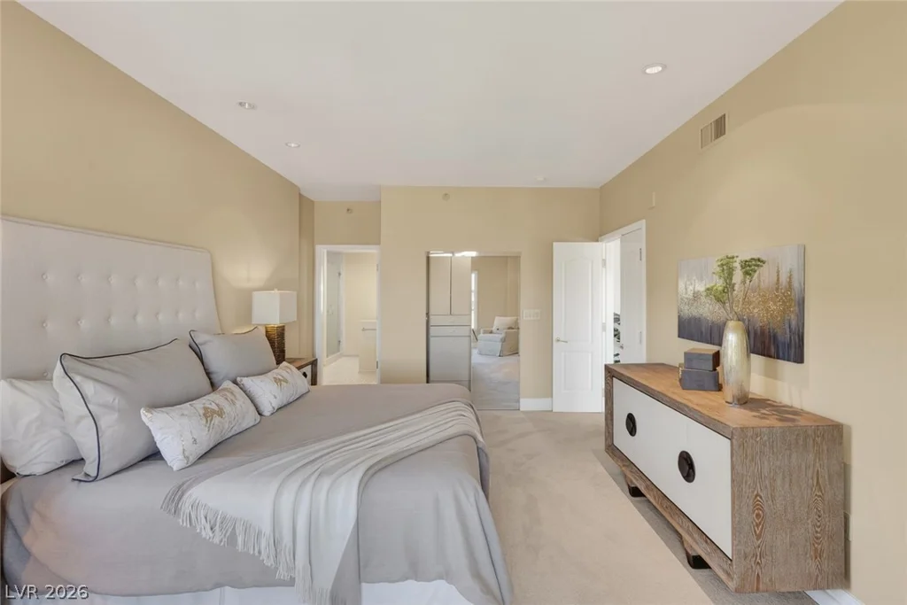 30 Strada Di Villaggio, Henderson, NV 89011