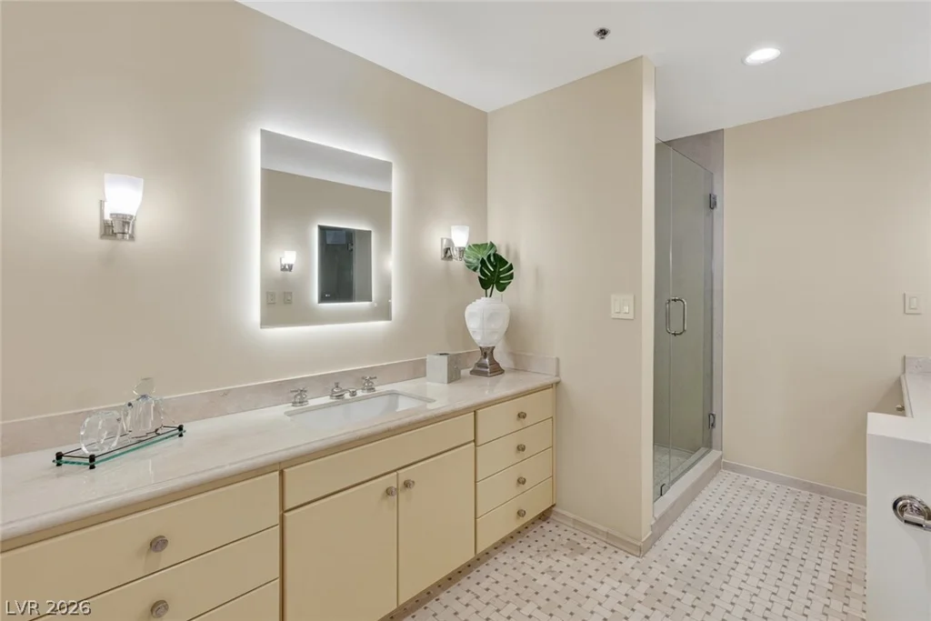 30 Strada Di Villaggio, Henderson, NV 89011