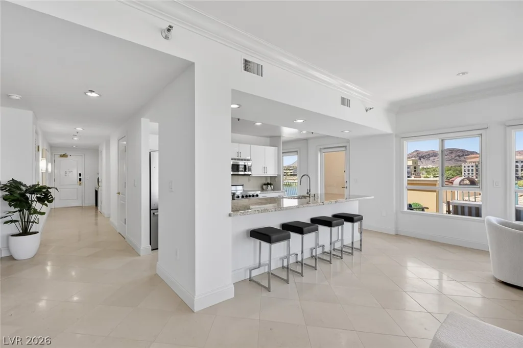 30 Strada Di Villaggio, Henderson, NV 89011