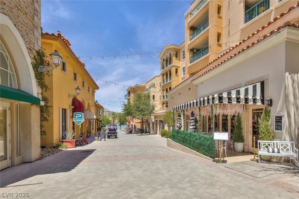 30 Strada Di Villaggio, Henderson, NV 89011