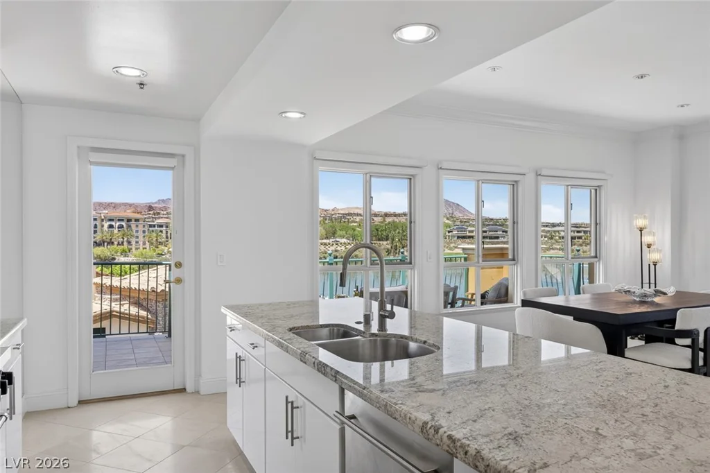 30 Strada Di Villaggio, Henderson, NV 89011
