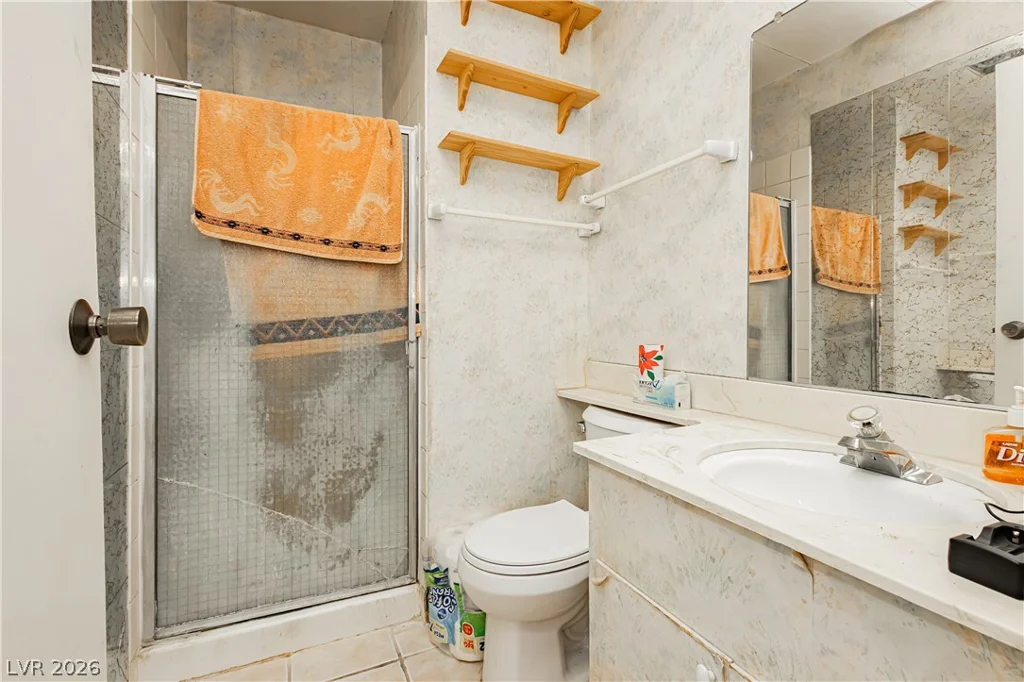 2583 Vegas Valley, Las Vegas, NV 89121