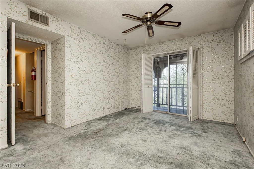 2583 Vegas Valley, Las Vegas, NV 89121