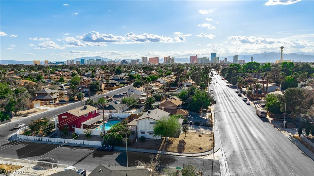 2583 Vegas Valley, Las Vegas, NV 89121