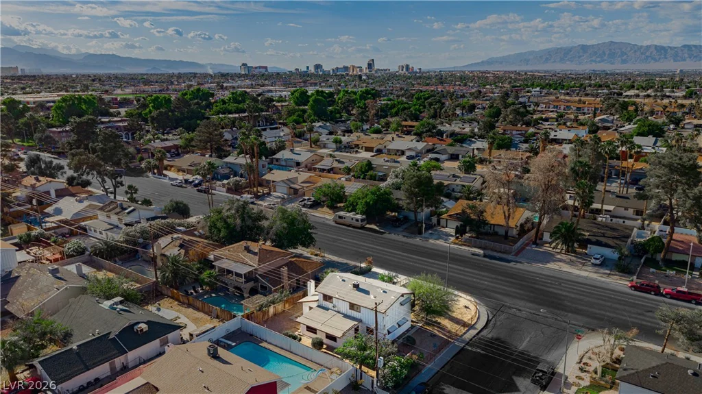 2583 Vegas Valley, Las Vegas, NV 89121