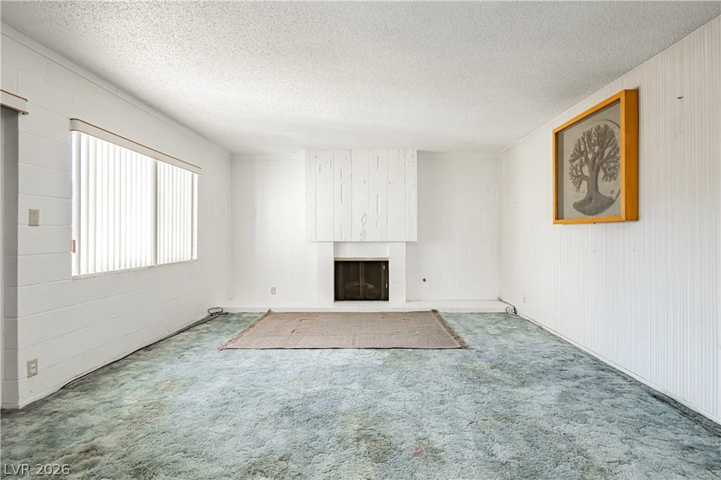 2583 Vegas Valley, Las Vegas, NV 89121