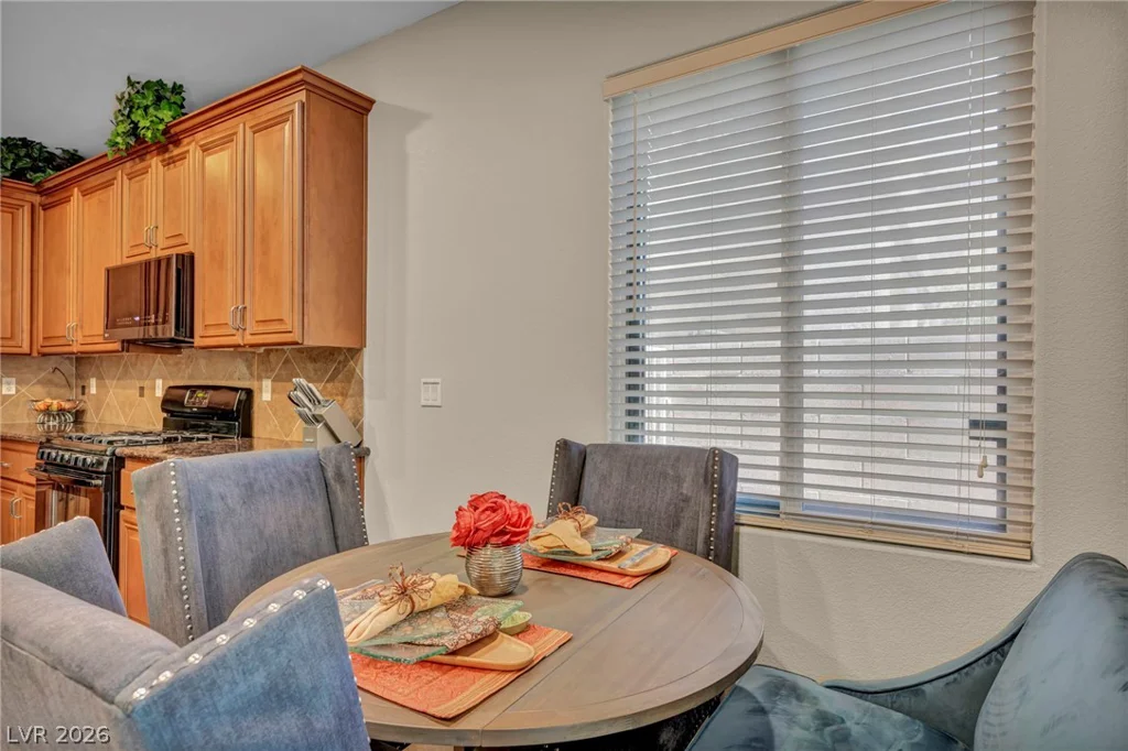 9171 Cowboy Inn, Las Vegas, NV 89178