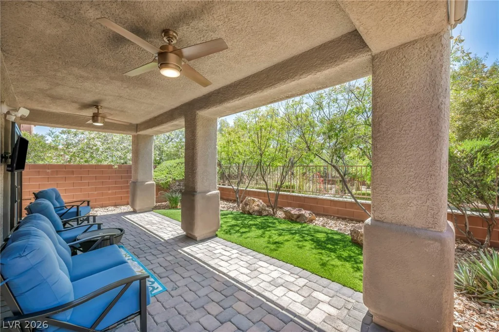 9171 Cowboy Inn, Las Vegas, NV 89178