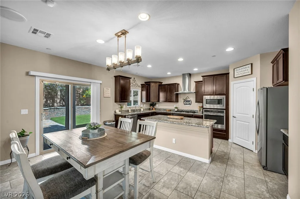 1636 Blue Cliffs, Henderson, NV 89014