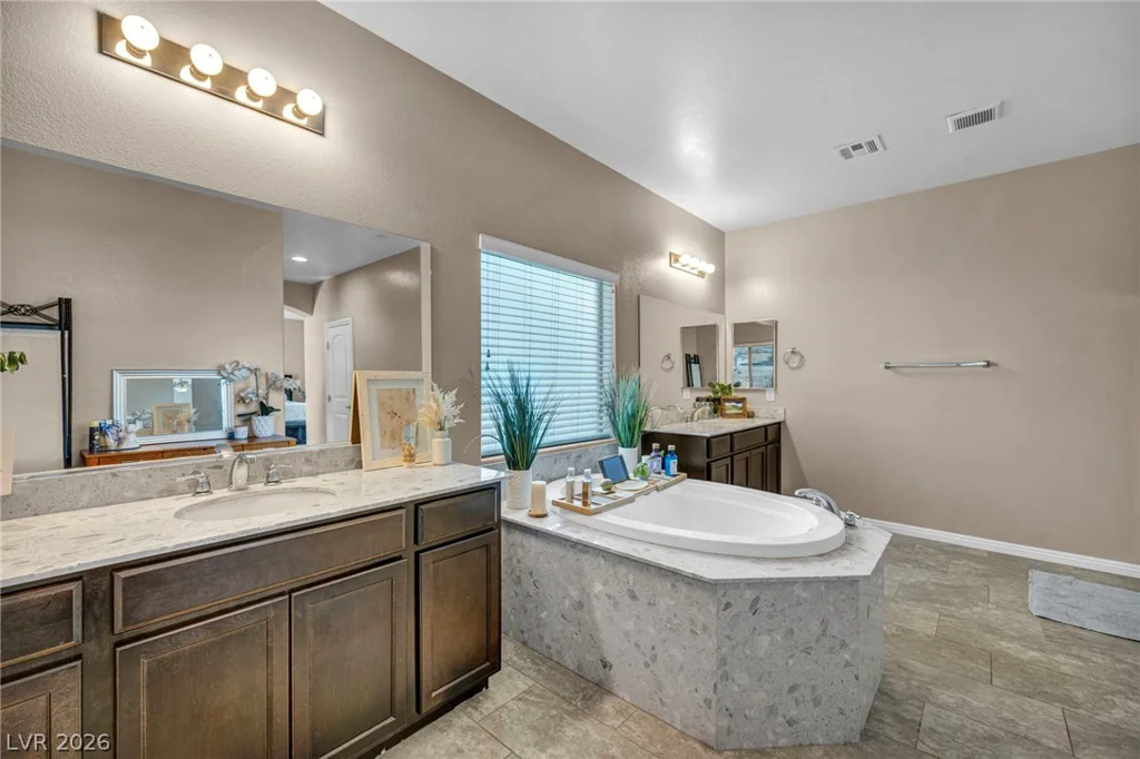 1636 Blue Cliffs, Henderson, NV 89014