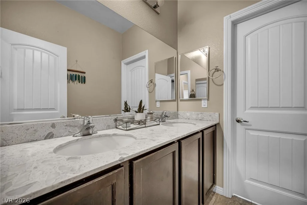 1636 Blue Cliffs, Henderson, NV 89014
