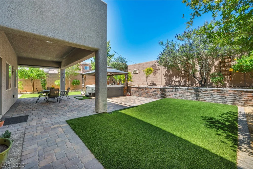 1636 Blue Cliffs, Henderson, NV 89014