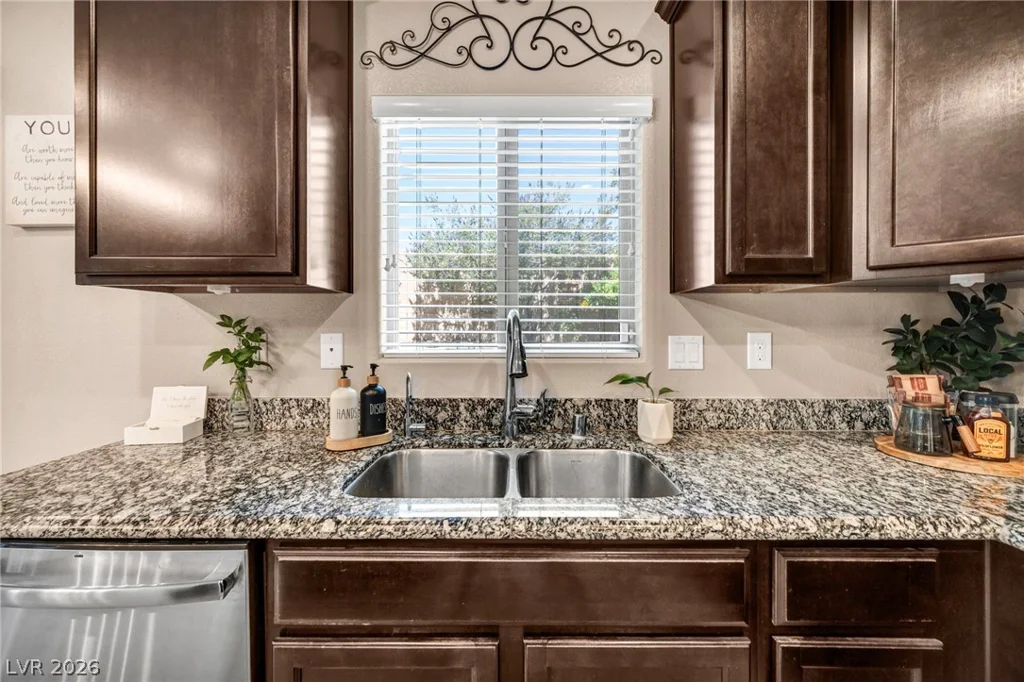 1636 Blue Cliffs, Henderson, NV 89014