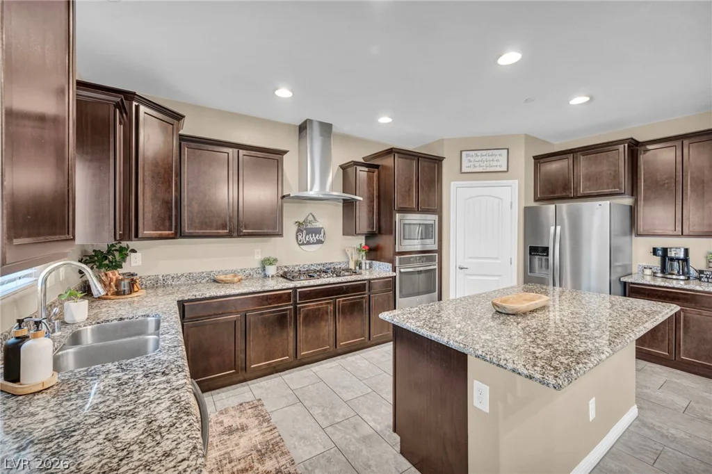 1636 Blue Cliffs, Henderson, NV 89014