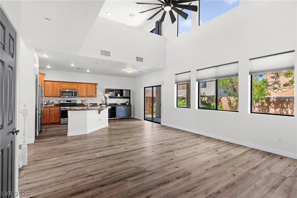 1708 Waltrip, Henderson, NV 89012