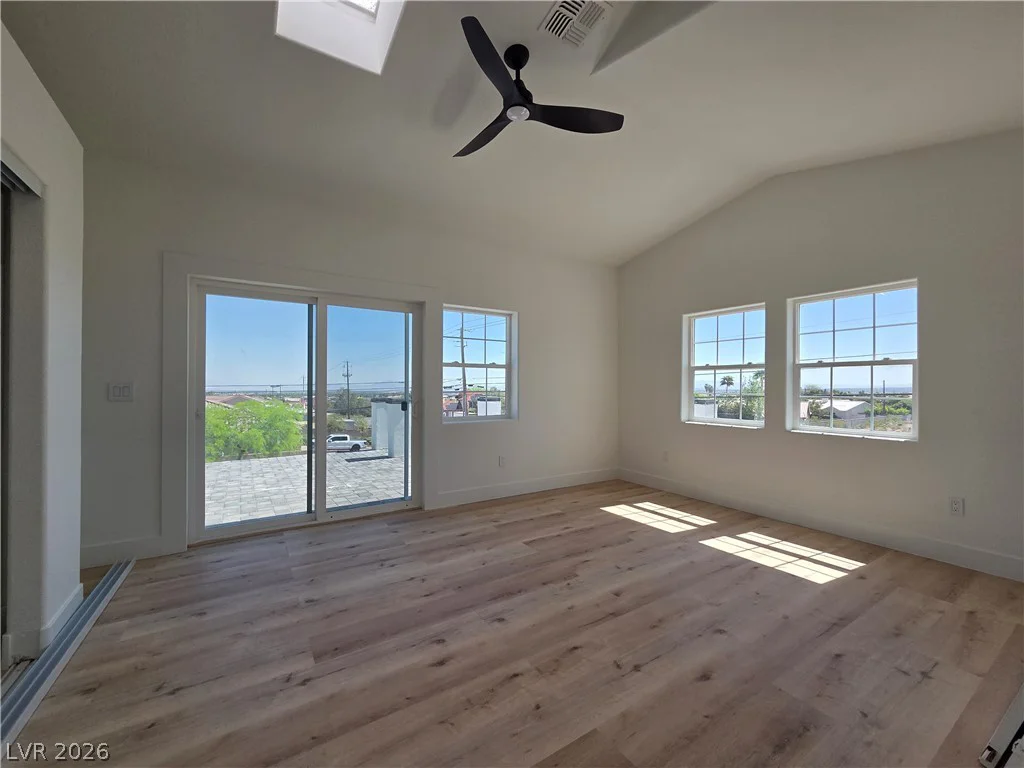 5724 Grand Canyon, Las Vegas, NV 89149