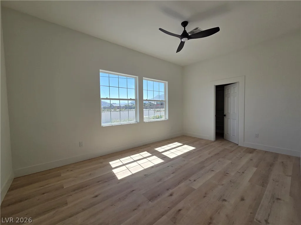 5724 Grand Canyon, Las Vegas, NV 89149