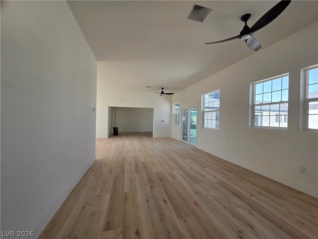 5724 Grand Canyon, Las Vegas, NV 89149