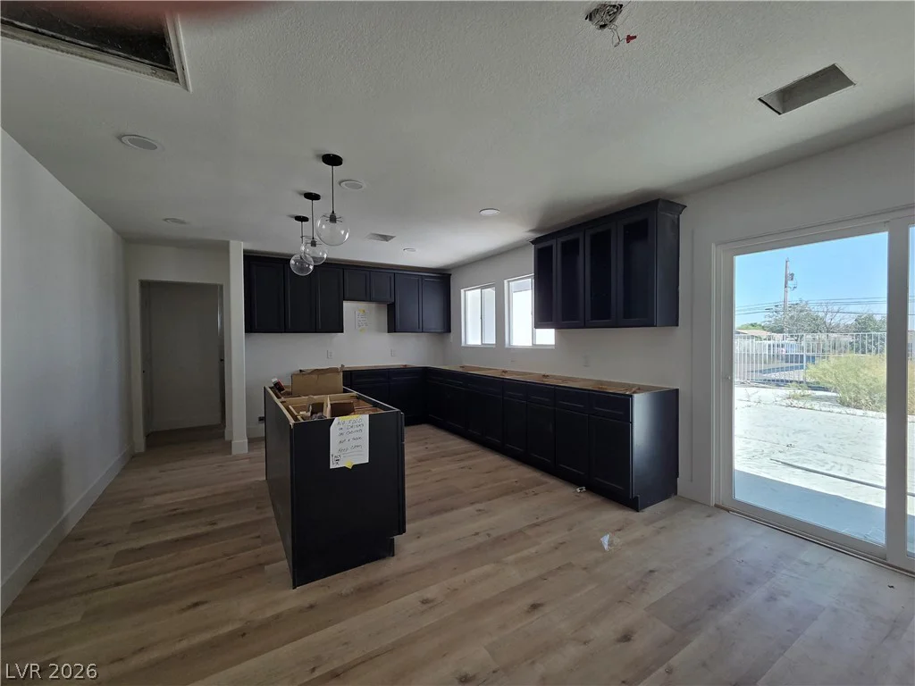 5724 Grand Canyon, Las Vegas, NV 89149