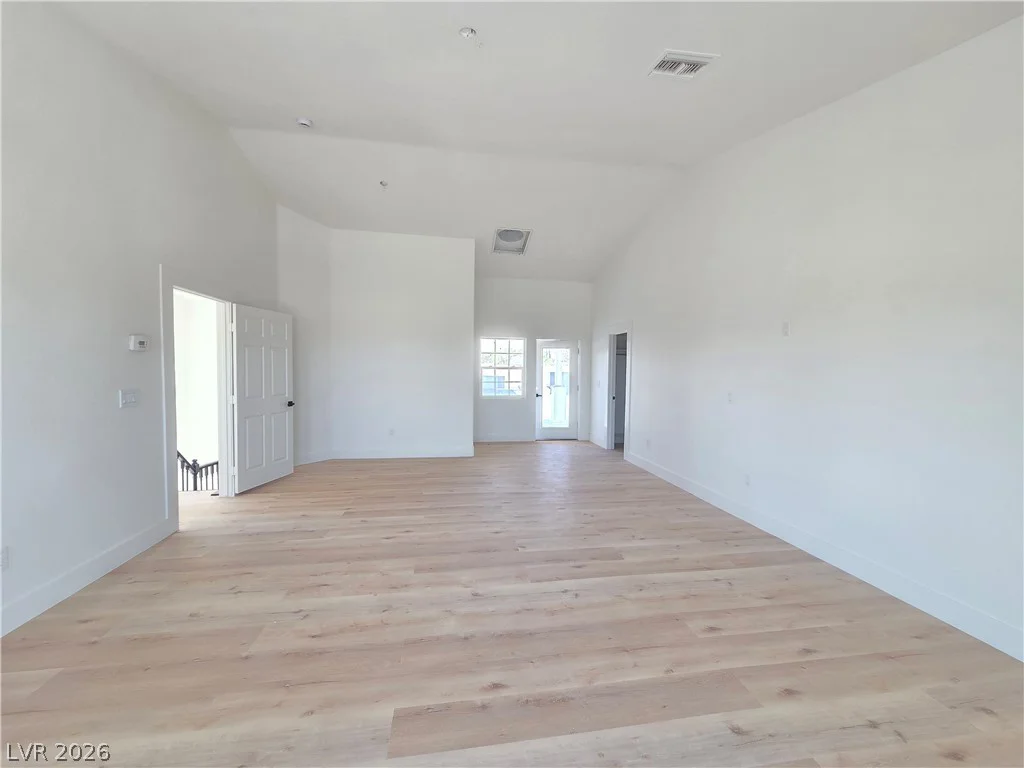 5724 Grand Canyon, Las Vegas, NV 89149