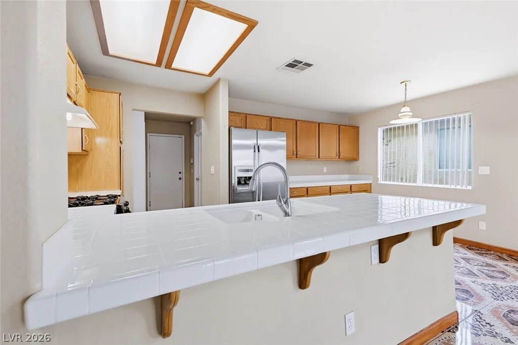902 Royalmile, North Las Vegas, NV 89032