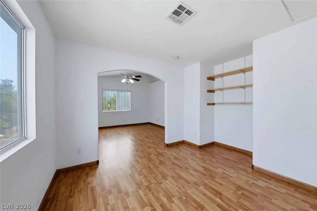 902 Royalmile, North Las Vegas, NV 89032