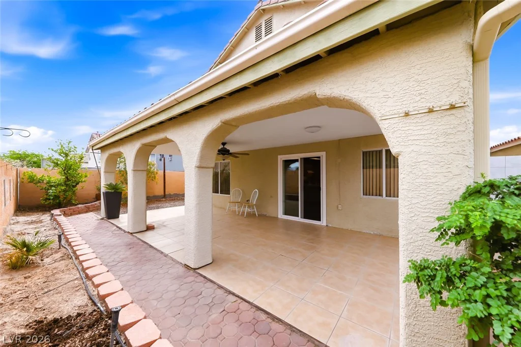 902 Royalmile, North Las Vegas, NV 89032