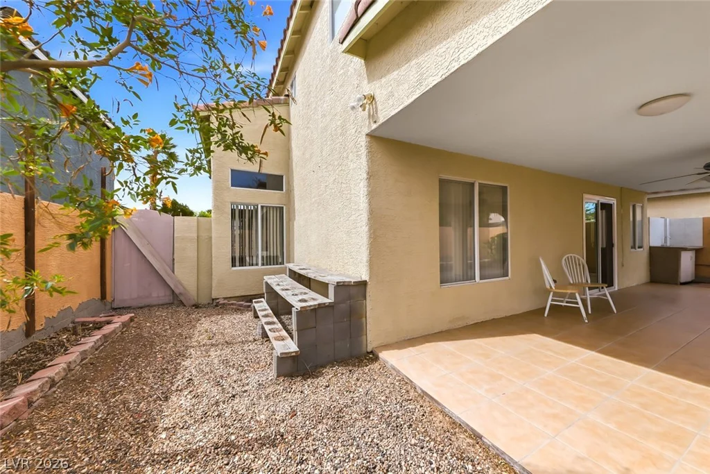 902 Royalmile, North Las Vegas, NV 89032